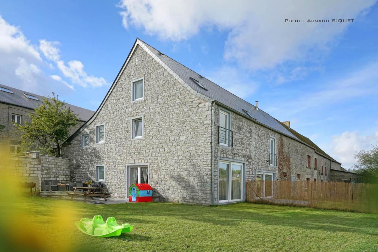 Gite Familial Ferme Des Aujes Falaen Onhaye Exterior foto